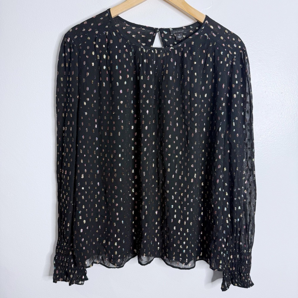 NWT Ann Taylor Metallic Clip Shirred Top‎ Black Medium Minimalist Career Office - Picture 2 of 12